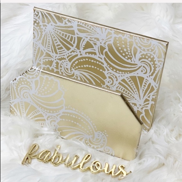 Lilly Pulitzer Other - Lilly Pulitzer gold Sea side paper letter holder